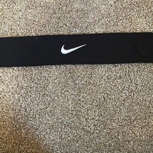 Nike headband